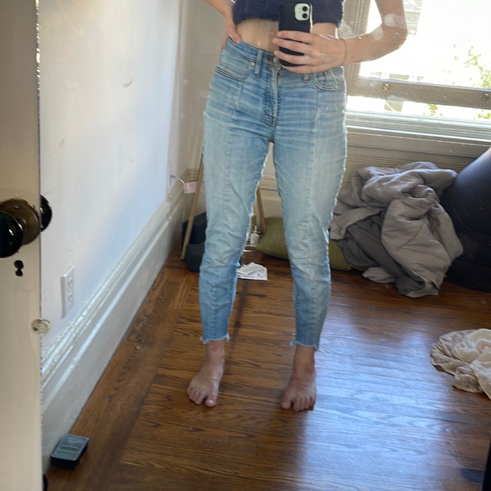 Madewell 9" rise raw hem skinny crop jeans